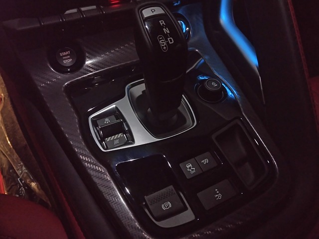 Interior de una caja de cambios automática con engranajes planetarios